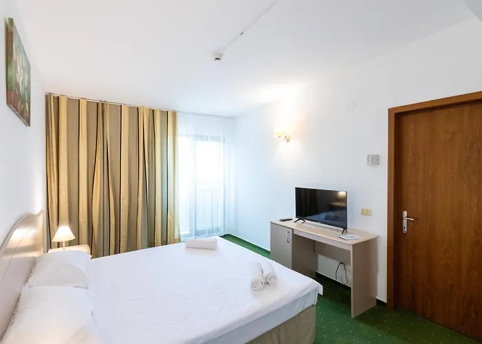 Complex Bran Brad Bega Otel Eforie Nord